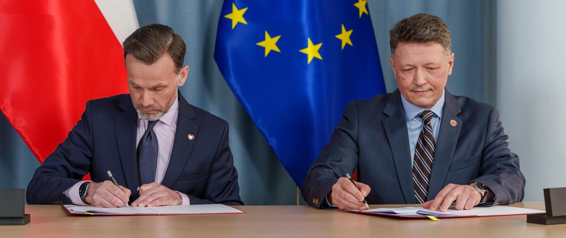 Podpisanie umowy z UwB - ochrona ludności i obrona cywilna