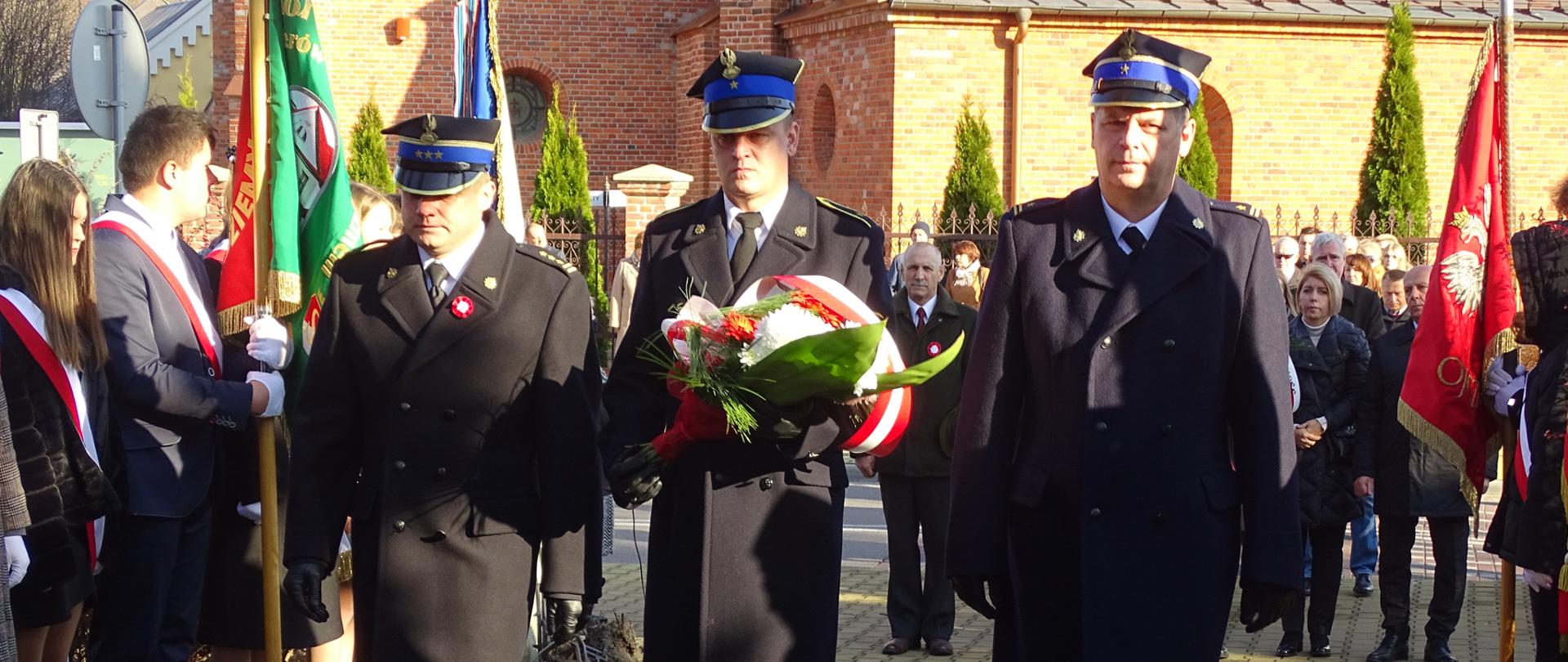 Funkcjonariusze podczas Uroczystości z okazji Narodowego Święta Niepodległości.