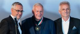 „Wychował pokolenia kinomanów” - Roman Gutek uhonorowany Złotym Medalem „Zasłużony Kulturze Gloria Artis”, fot. Natalia Ratajczyk 