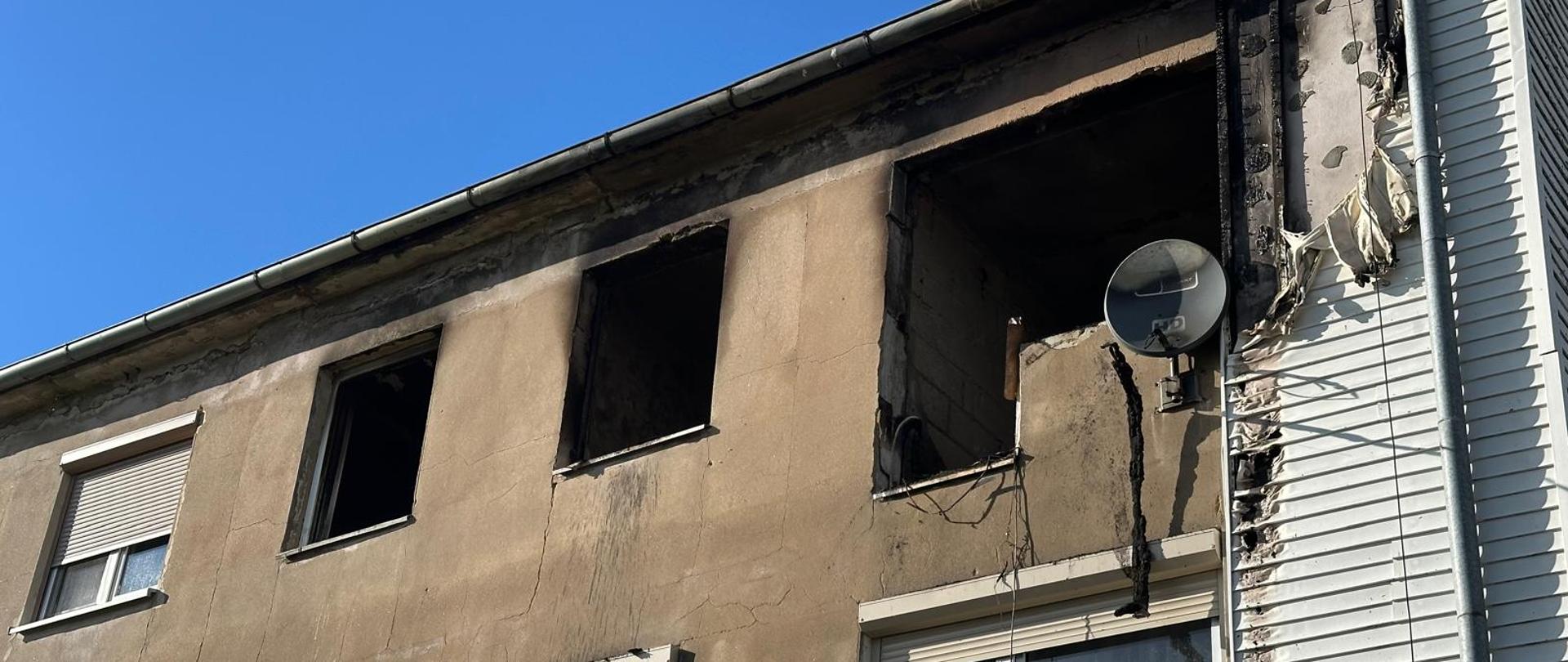 Pożar budynku mieszkalnego wielorodzinnego