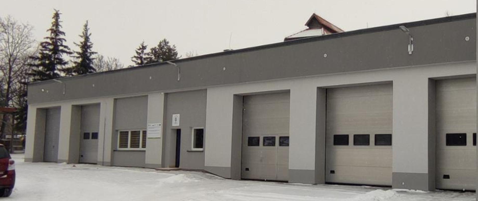 Widok nowych garaży