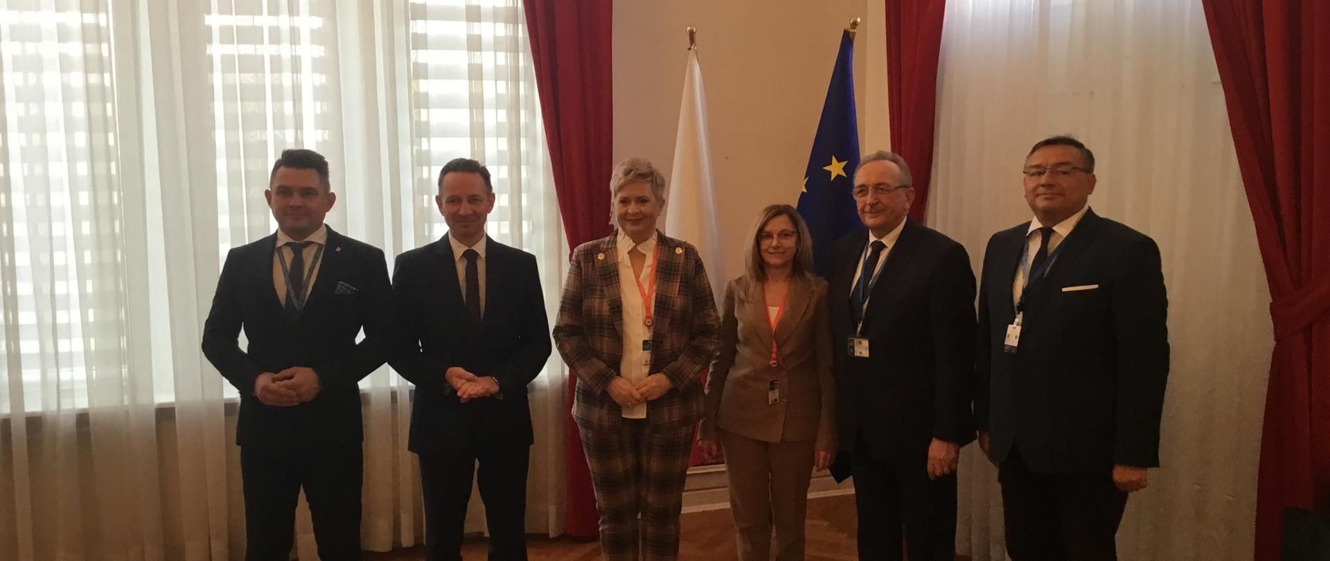 Polska_delegacja_do_CLRAE