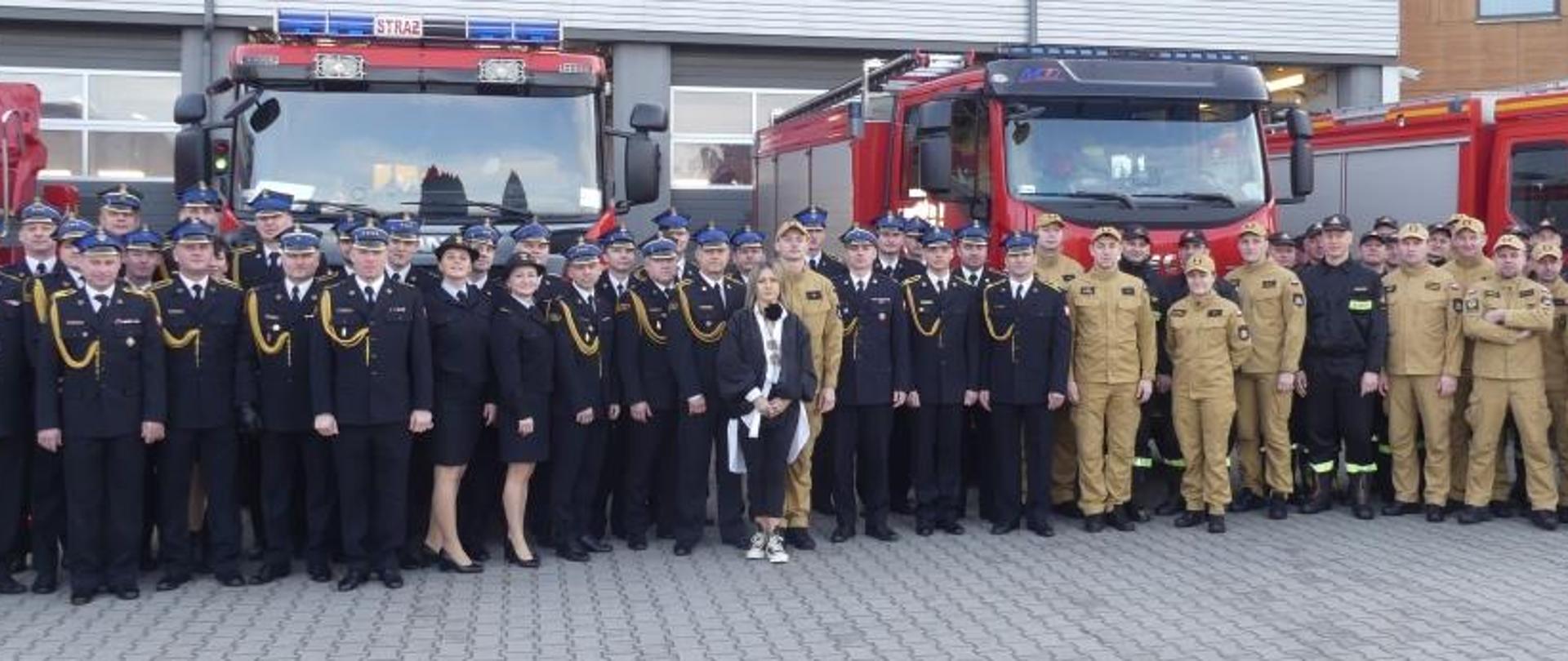 Uroczysta zmiana służy – pożegnanie asp. sztab. Arkadiusza Nowotarskiego