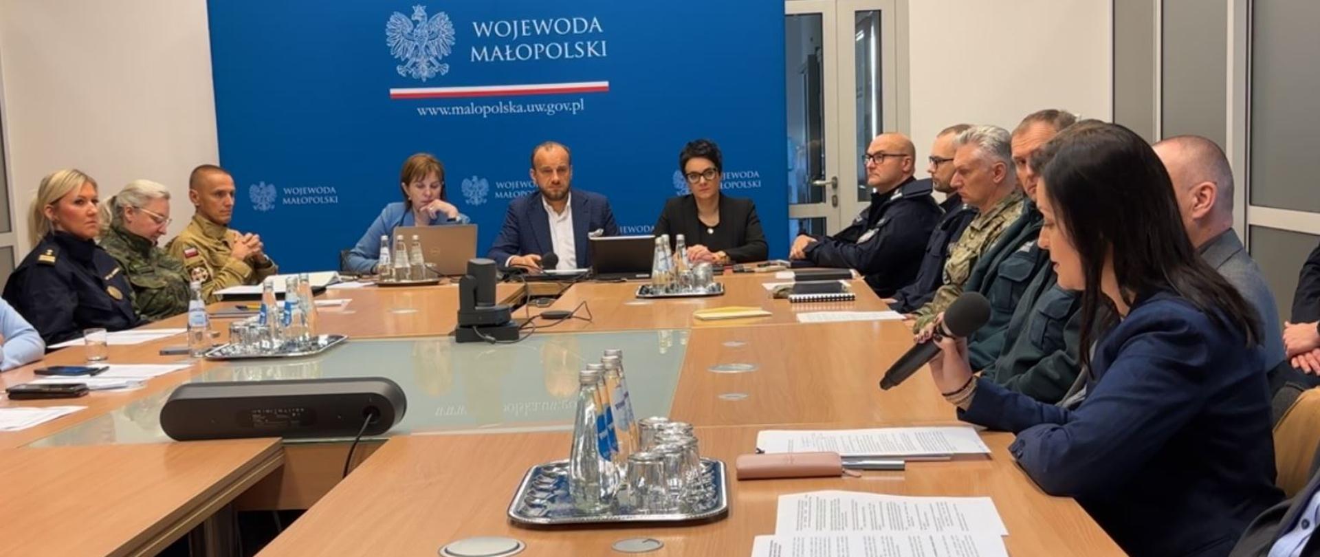 Posiedzenie sztabu kryzysowego