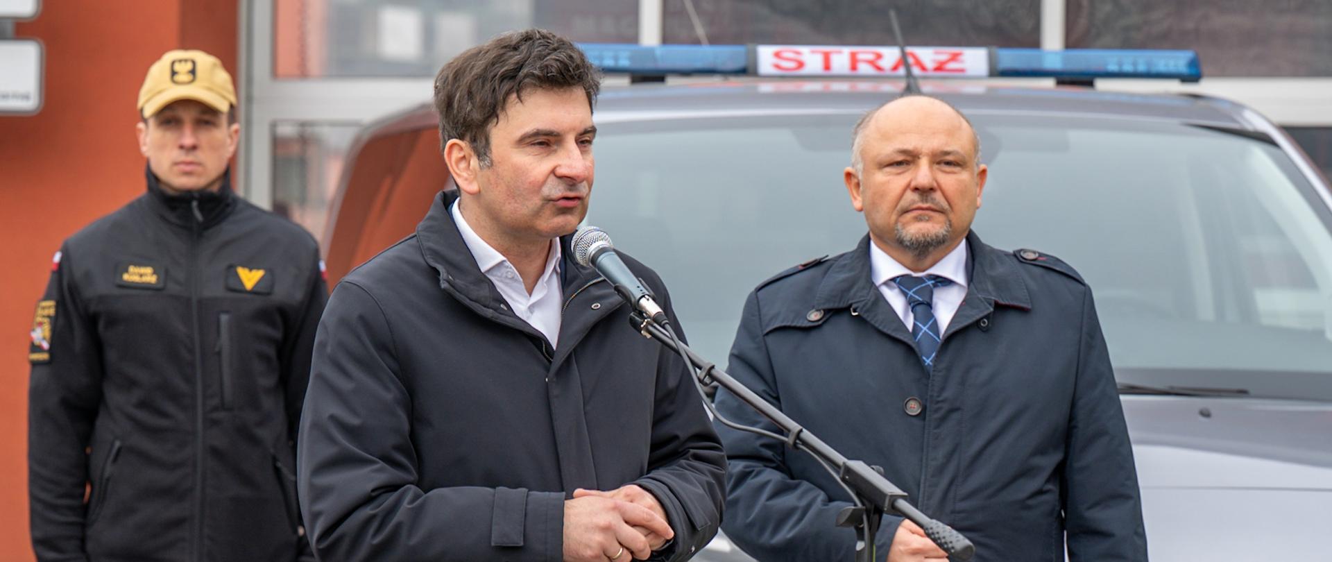 OLiOC: Ponad 2 mln zł na nowoczesny sprzęt dla powiatu pszczyńskiego