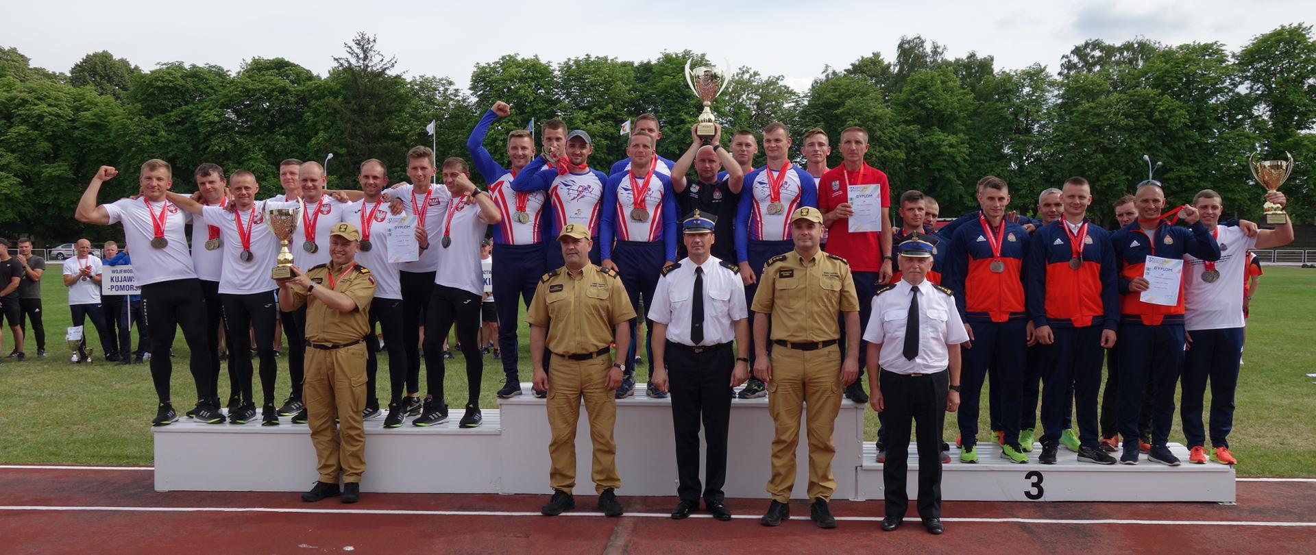 Reprezentacja Państwowej Straż Pożarnej z województwa świętokrzyskiego zwyciężyła w mistrzostwach Polski w Sporcie Pożarniczym! 