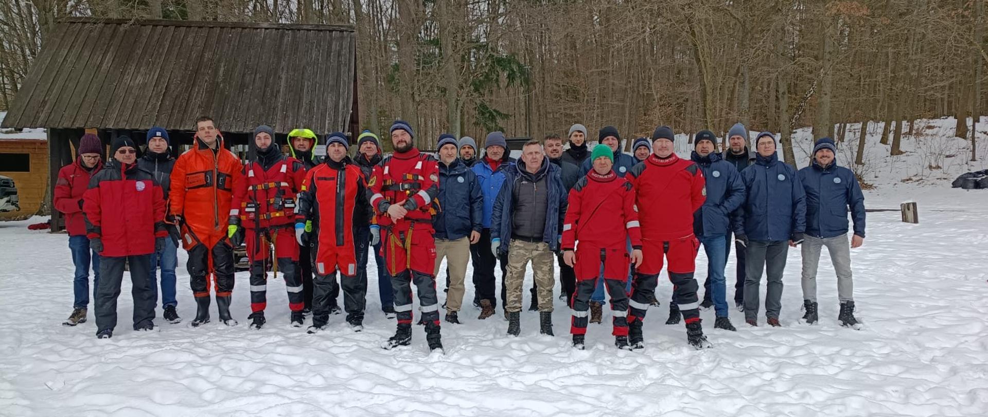 szkolenie z bezpieczeństwa pracy na obszarach wodnych z pokrywą lodową