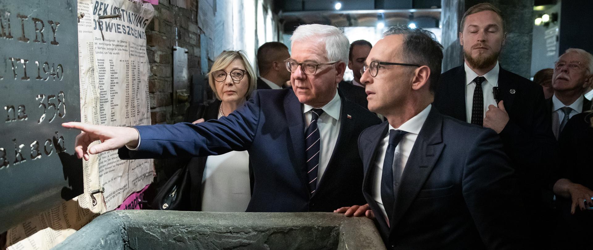Foreign ministers of Poland and Germany mark 75th anniversary of Warsaw Uprising
