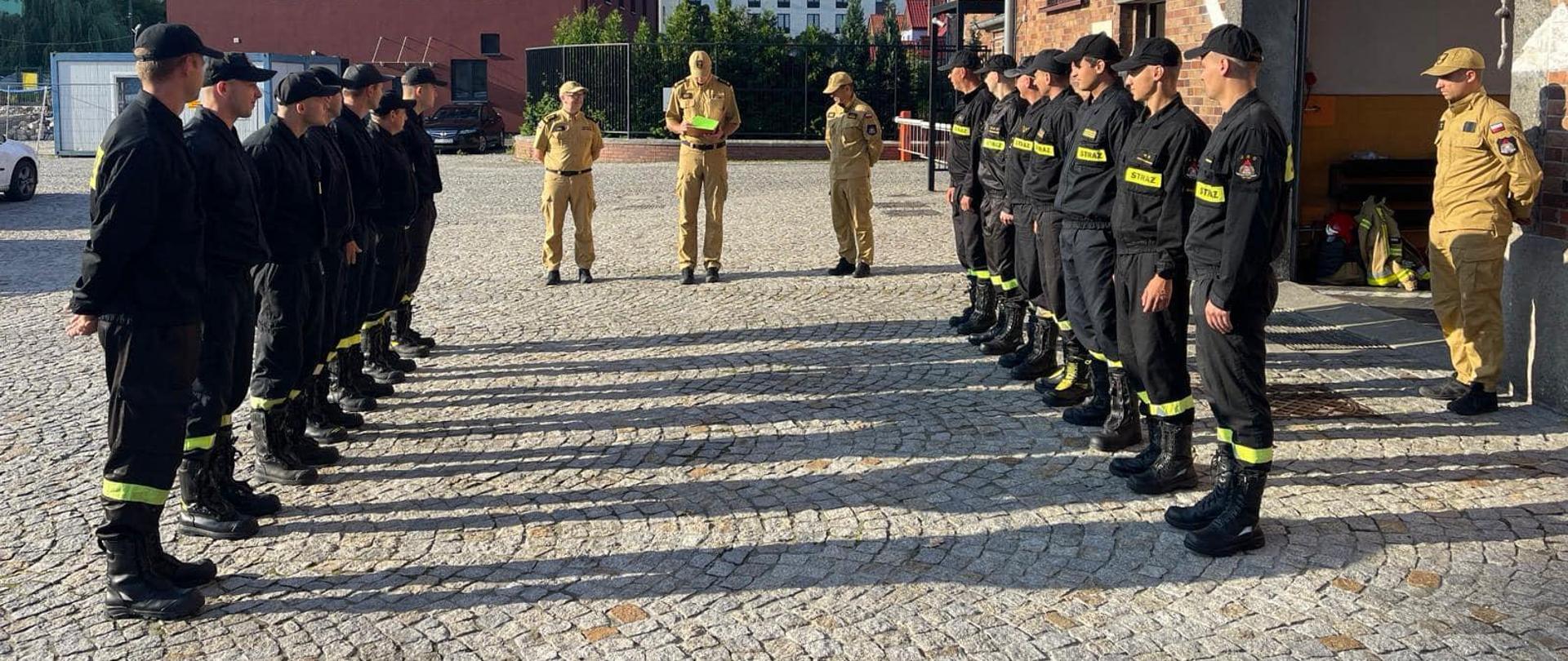 Uroczysta Zmiana Służby w JRG 9 we Wrocławiu