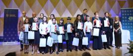 Grupa uczniów nagrodzonych na CON BRIO 2026