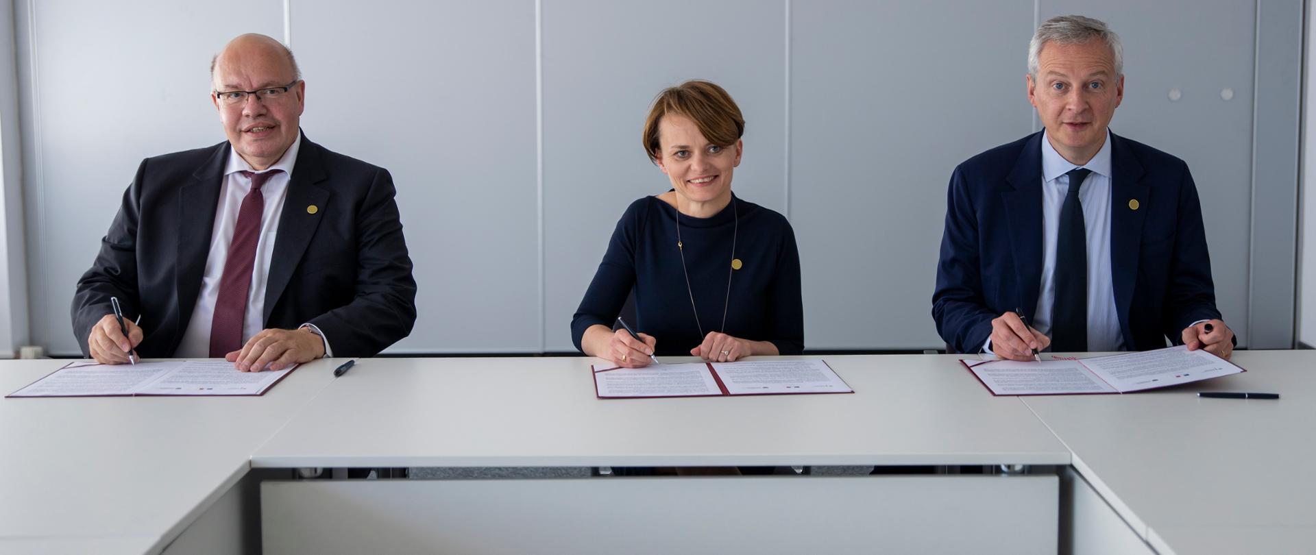 Ministrowie ds. gospodarki Polski Niemiec i Francji podpisują porozumienie