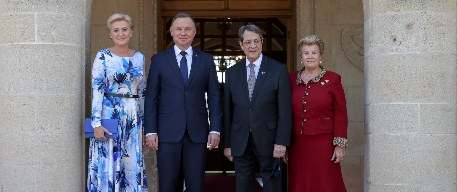 Pamiątkowe zdjęcie Par Prezydenckich