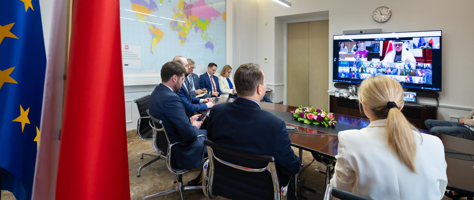 Deputy Prime Minister Sikorski takes part in informal FAC meeting with Gulf Cooperation Council states’ heads of diplomacy