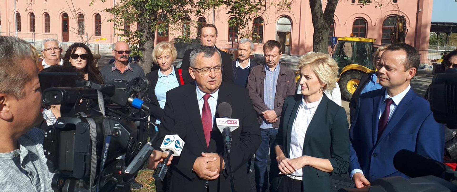 Minister Infrastruktury Andrzej Adamczyk w Jaworze