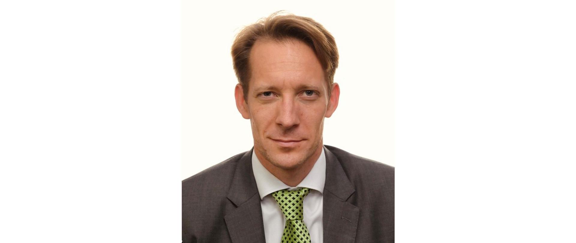 Mr. András G. INOTAI 