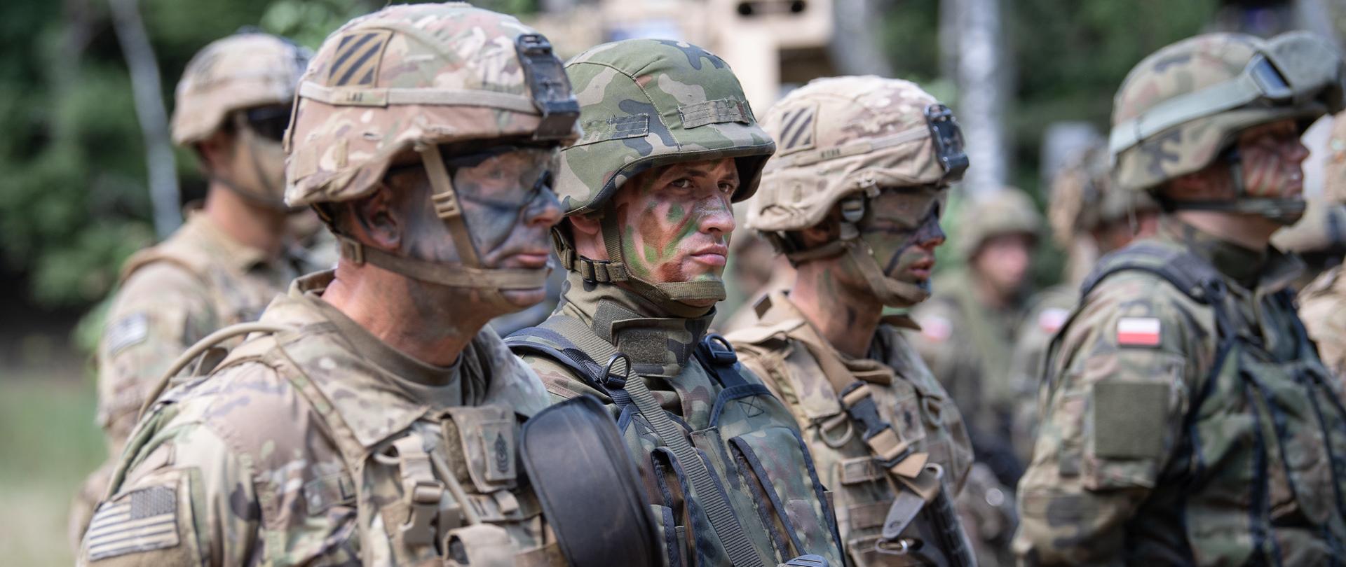 wojska polskie i amerykańskie na poligonie w Drawsku