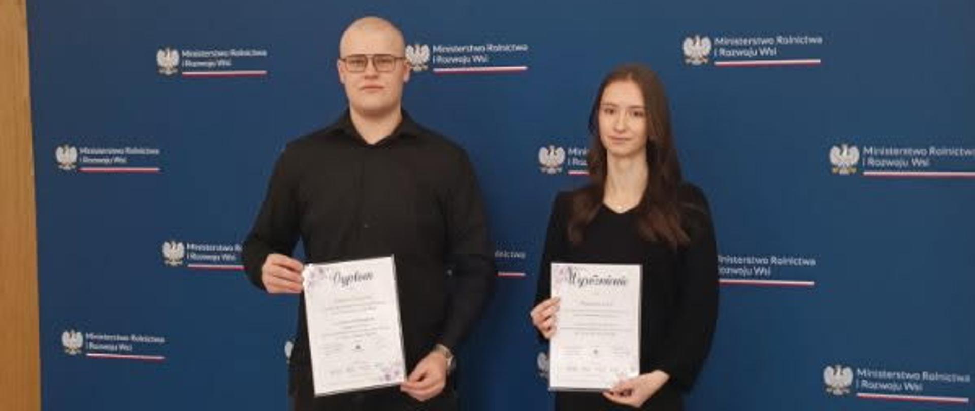 w konkursach ogólnopolskich