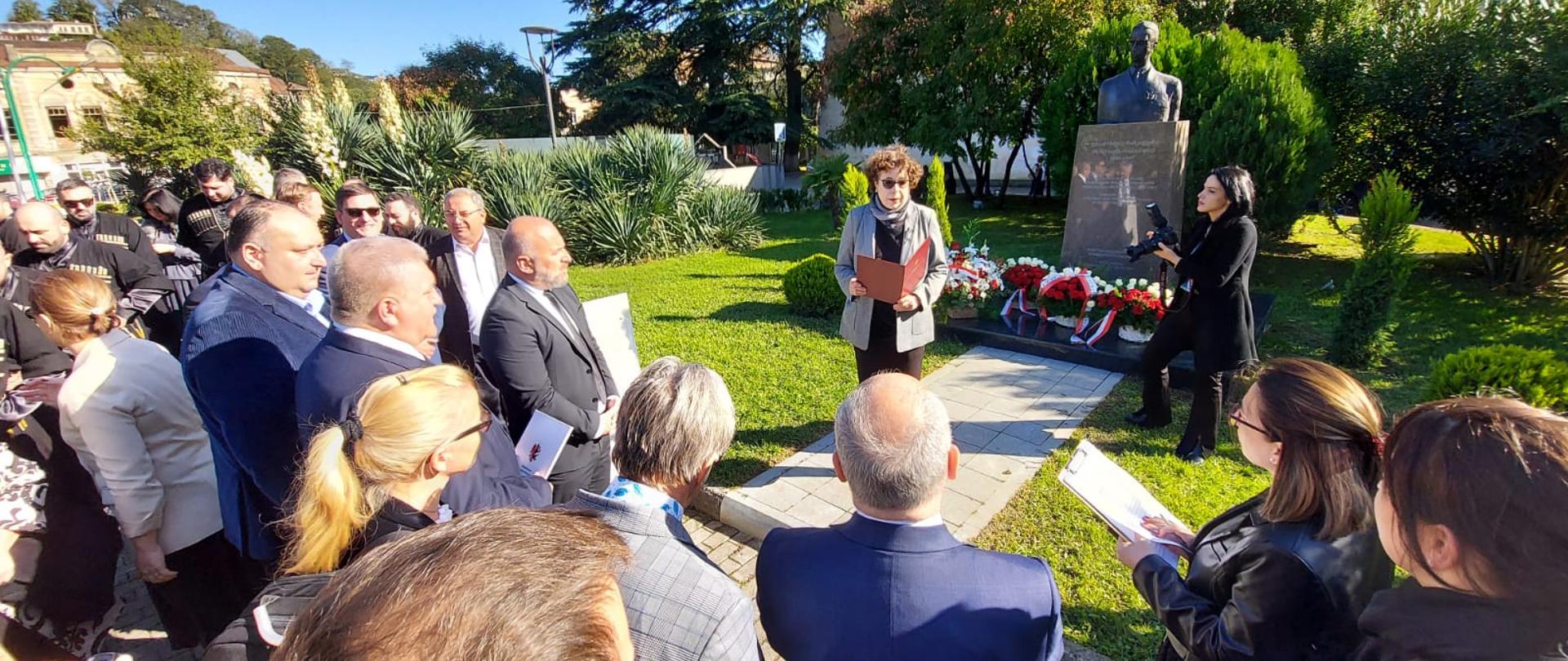 Raczkiewicz Monument