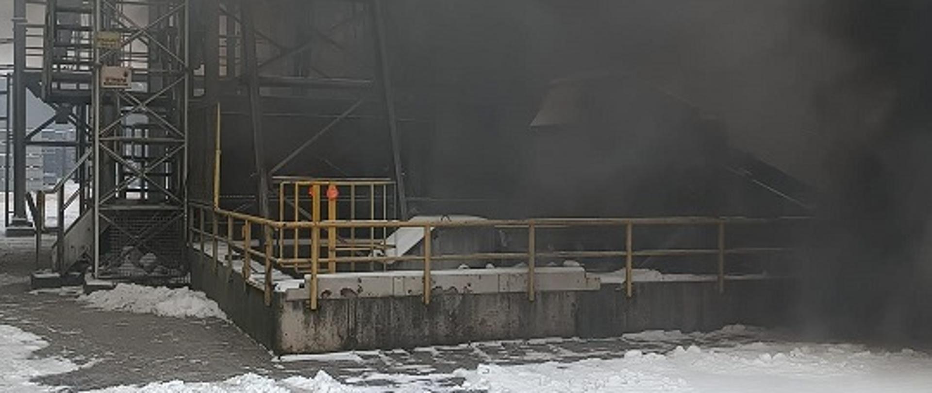 Zadymienie na terenie zakładu na potrzeby ćwiczeń