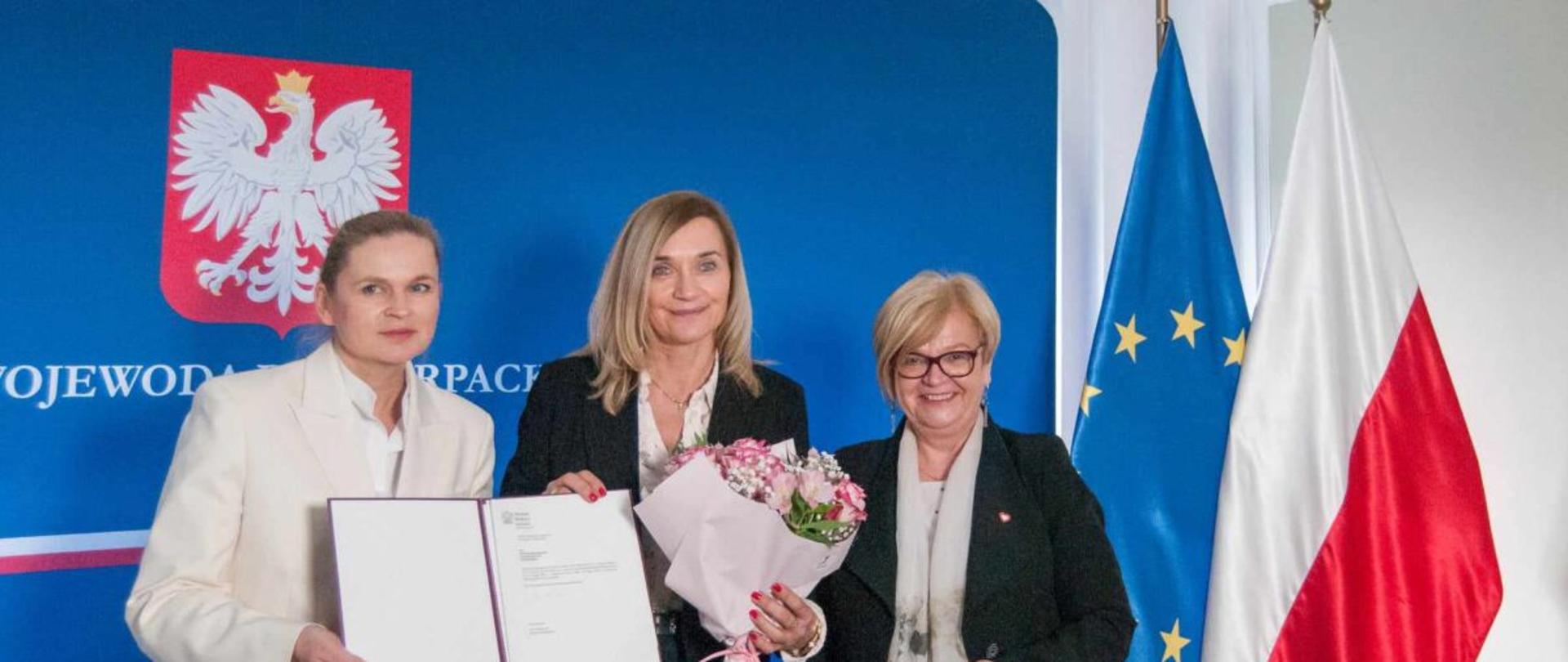 Minister edukacji Barbara Nowacka, podkarpacki kurator oświaty Dorota Nowak-Maluchnik oraz wojewoda podkarpacki Teresa Kubas-Hul