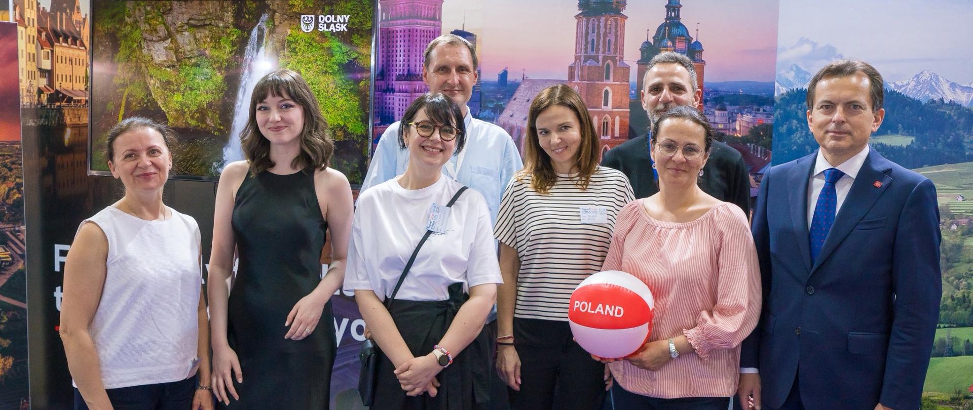 Family photo _ participants of the Polish stand 