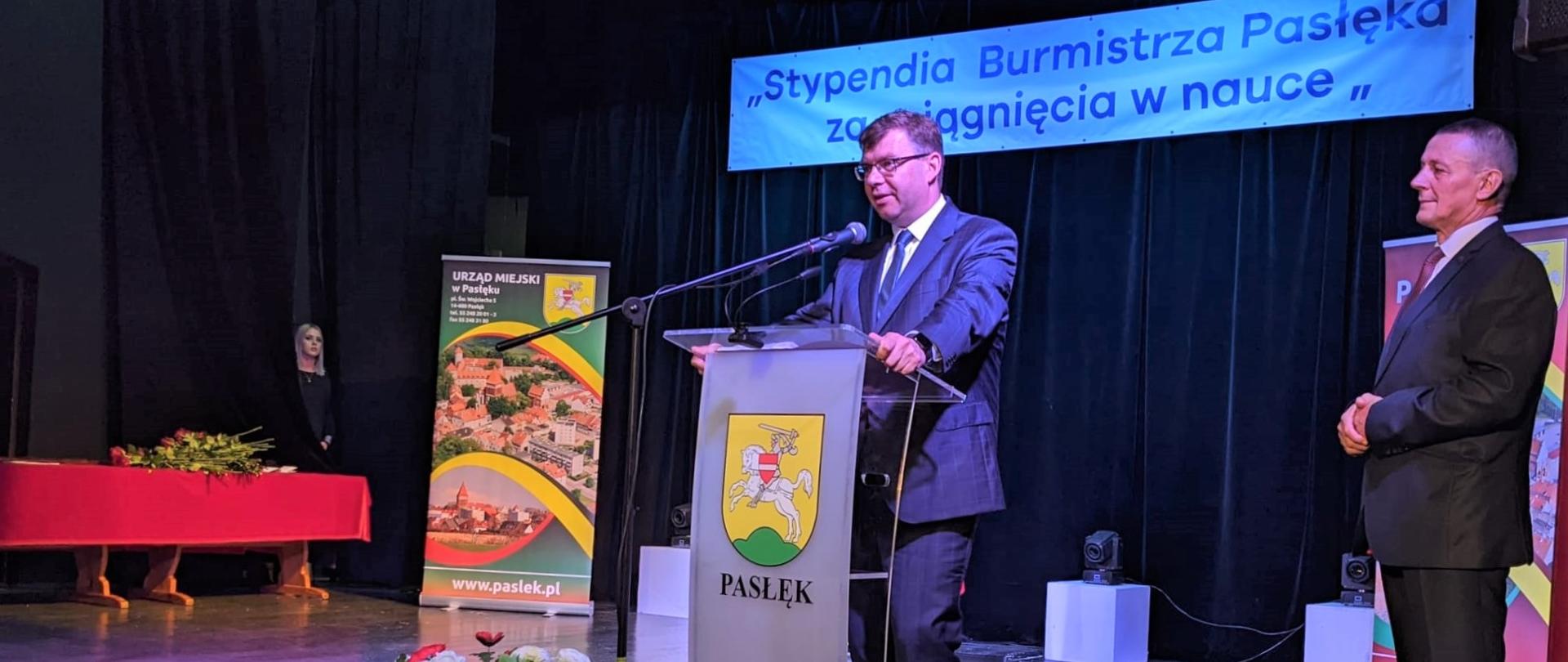 W Pasłęku zasłużeni dla kultury polskiej odebrali odznaczenia