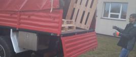 Transport materiałów do tworzenia miejsc noclegowych dla uchodźców