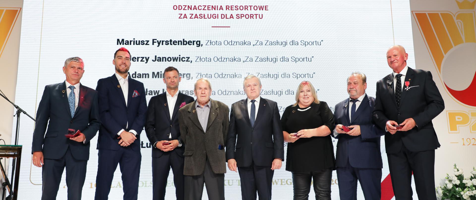 Odznaki Zasłużony Dla Sportu na gali 100-lecia Polskiego Związku Tenisowego, fot. Danuta Matloch