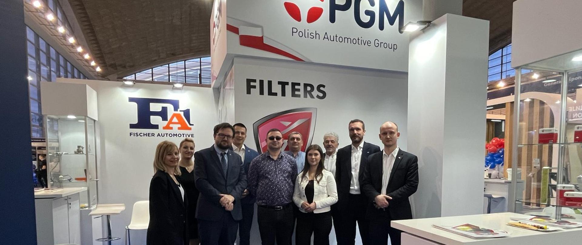 Przedstawiciele placówki odwiedzili stoiska polskich firm (produkcja i dystrybucja części zamiennych i materiałów eksploatacyjnych) obecnych na 56. targach przemysłu motoryzacyjnego w Belgradzie.