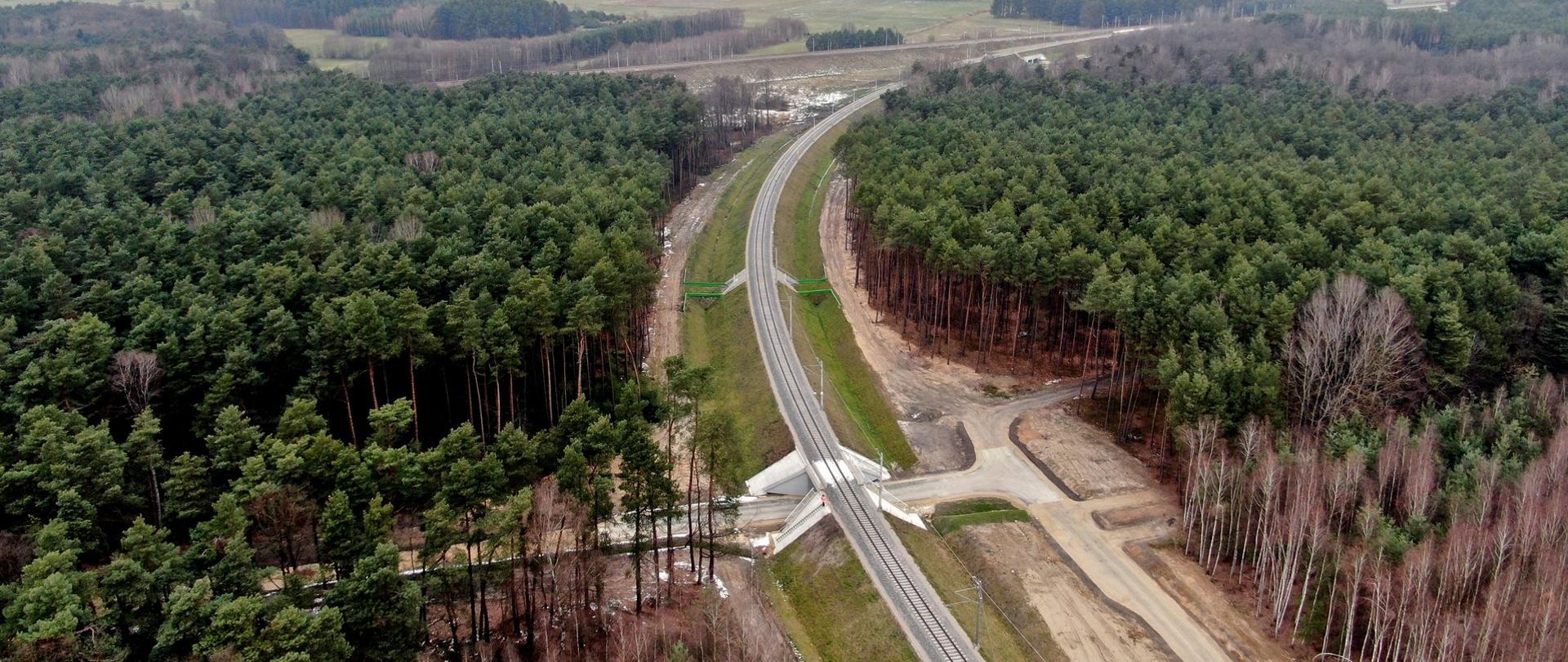 Nowa łącznica kolejowa Czarnca – Włoszczowa Północ - widok z lotu ptaka