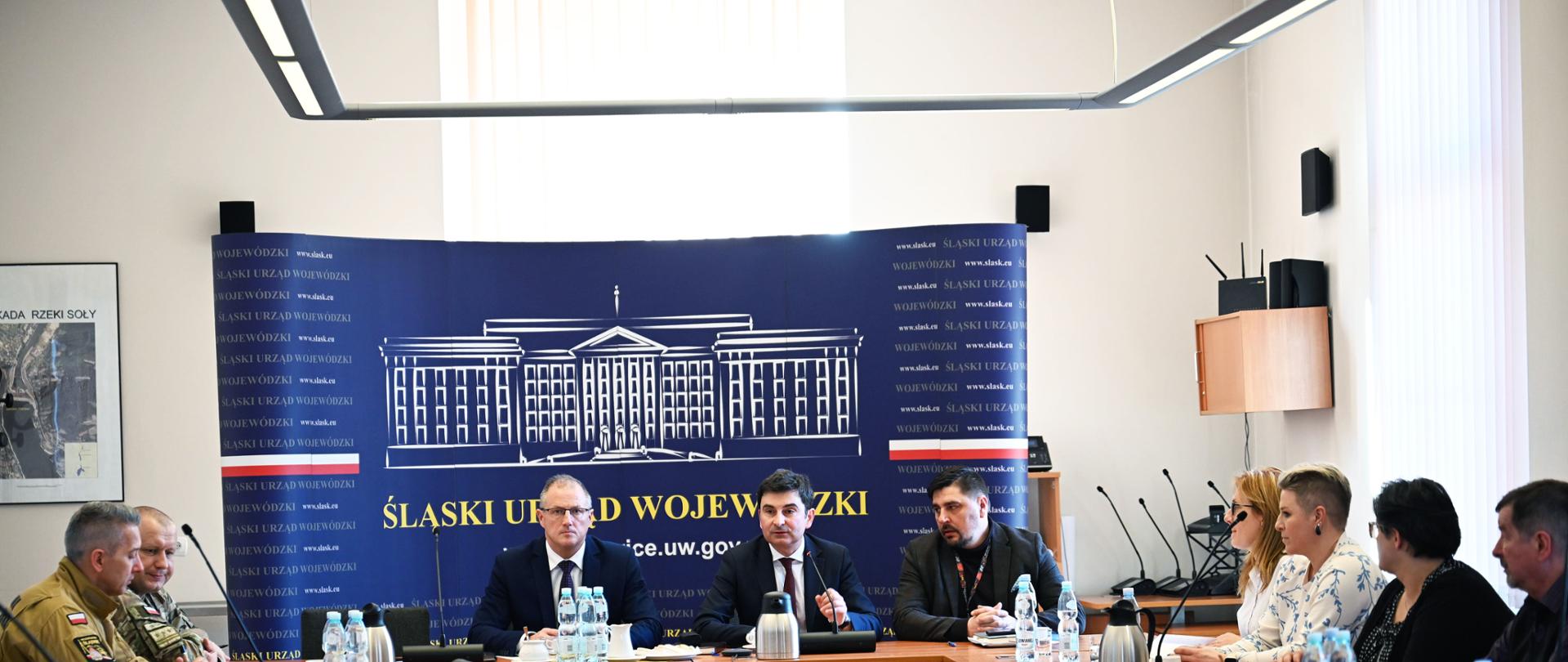 Posiedzenie Wojewódzkiego Zespołu Zarządzania Kryzysowego w związku z ogniskiem pryszczycy FMD na terytorium Węgier