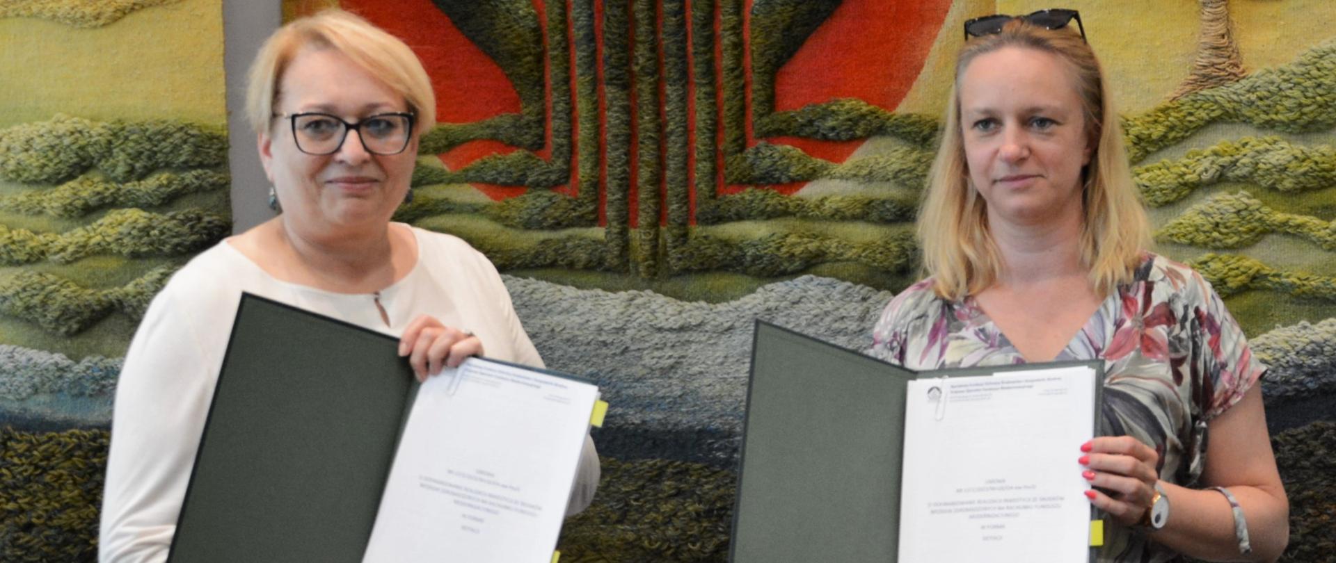 Podpisanie umowy z beneficjentem w siedzibie NFOŚiGW