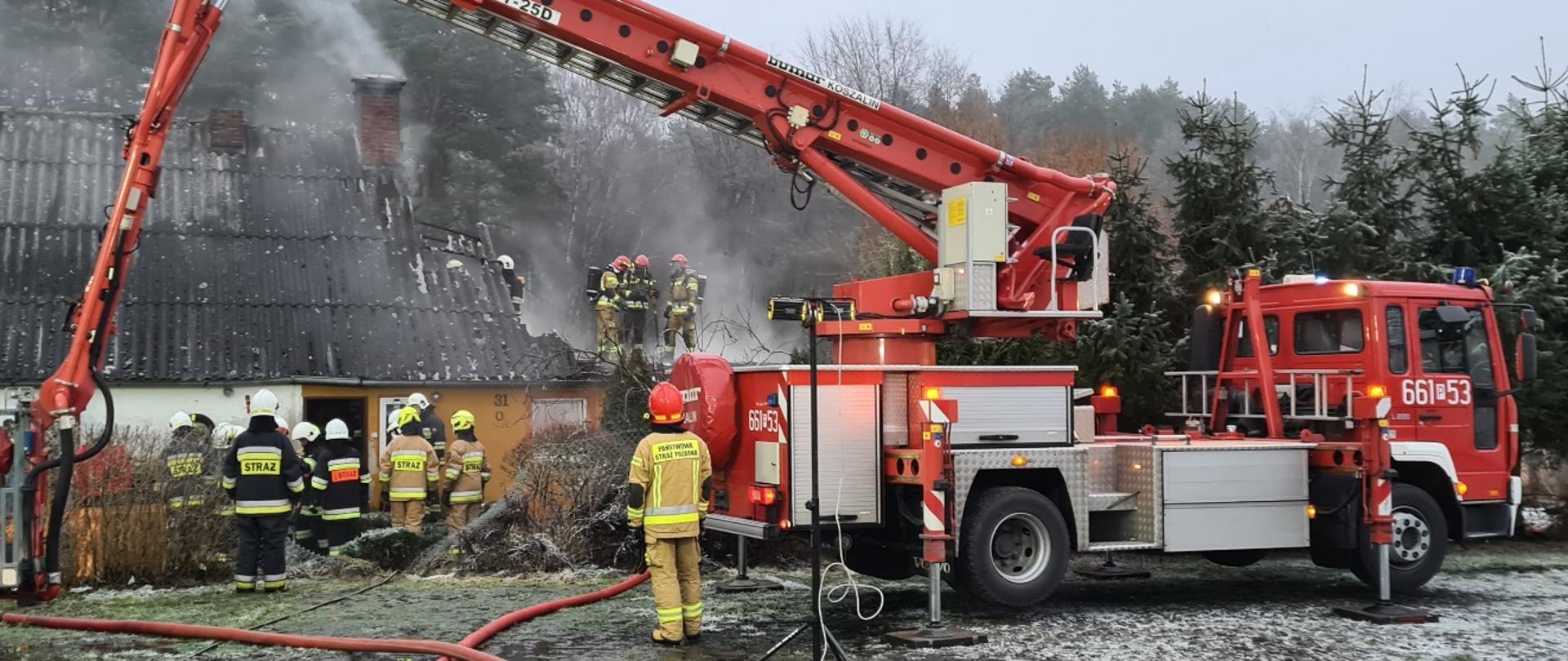 Pożar powstał prawdopodobnie w wyniku zapalenia sadzy w kominie