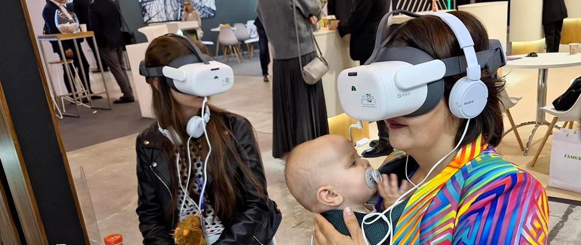 Stoisko edukacyjne Polski Atom. 