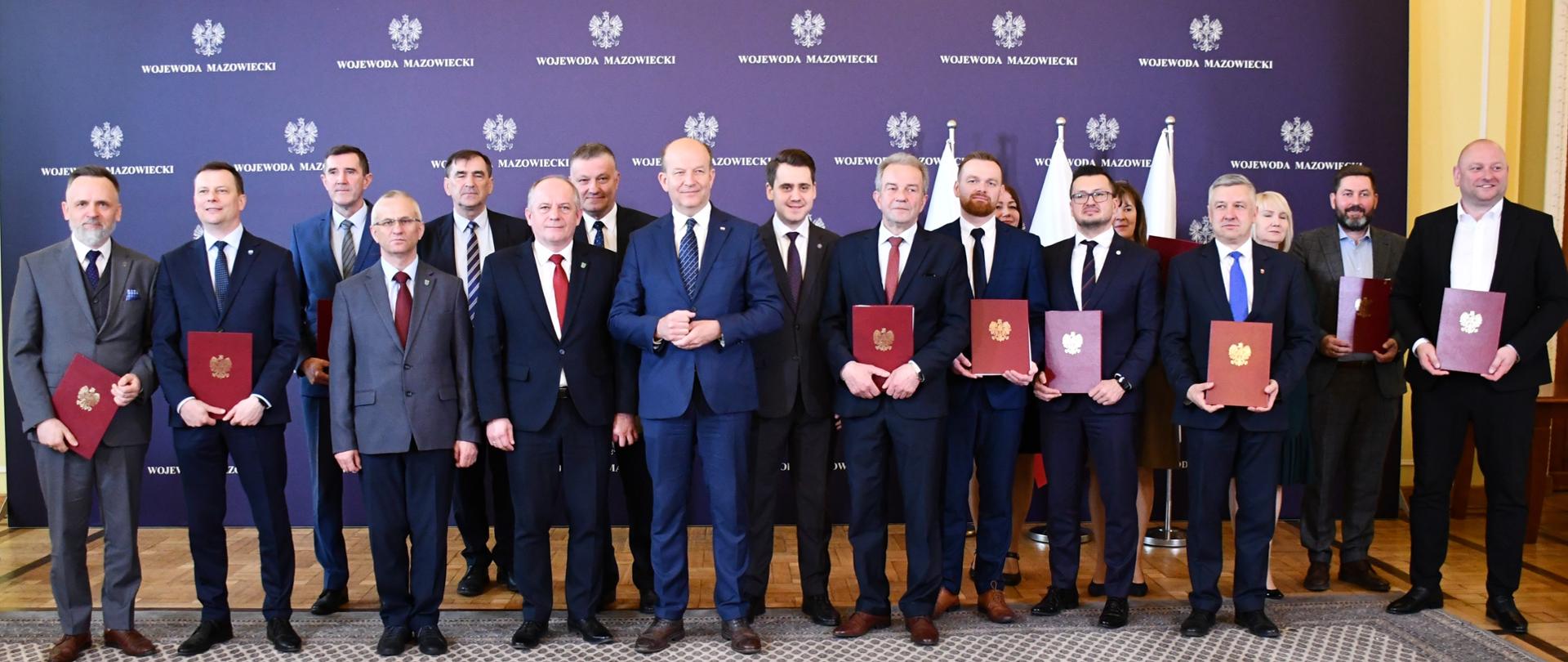 Podpisanie umów z samorządami w ramach Rządowego Funduszu Rozwoju Dróg