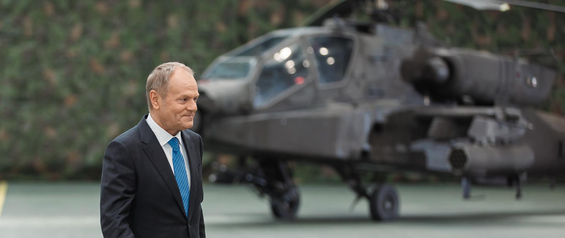 Premier Donald Tusk podczas uroczystości podpisania umów offsetowych pomiędzy WZL a Lockheed Martin