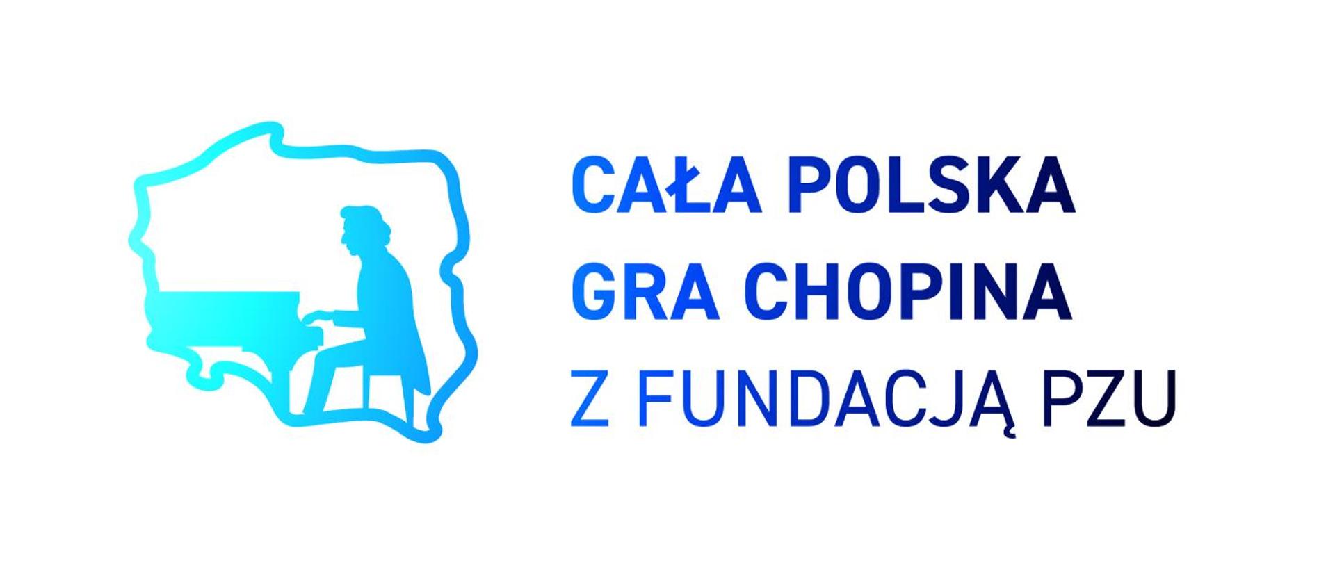 Banner o białym tle, na którym po lewej stronie widoczna jest niebieska grafika przedstawiająca kontury mapy Polski, w środku której umieszczona jest postać Fryderyka Chopina grającego na fortepianie. Po prawej stronie widoczny jest granatowy napis „CAŁA POLSKA GRA CHOPINA Z FUNDACJĄ”.