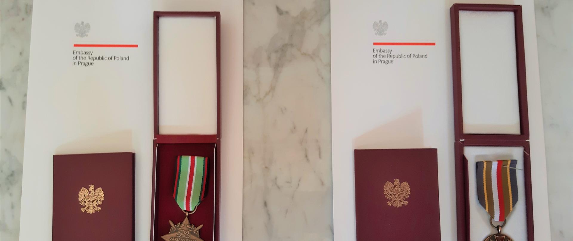 Odznaczenie oficerom