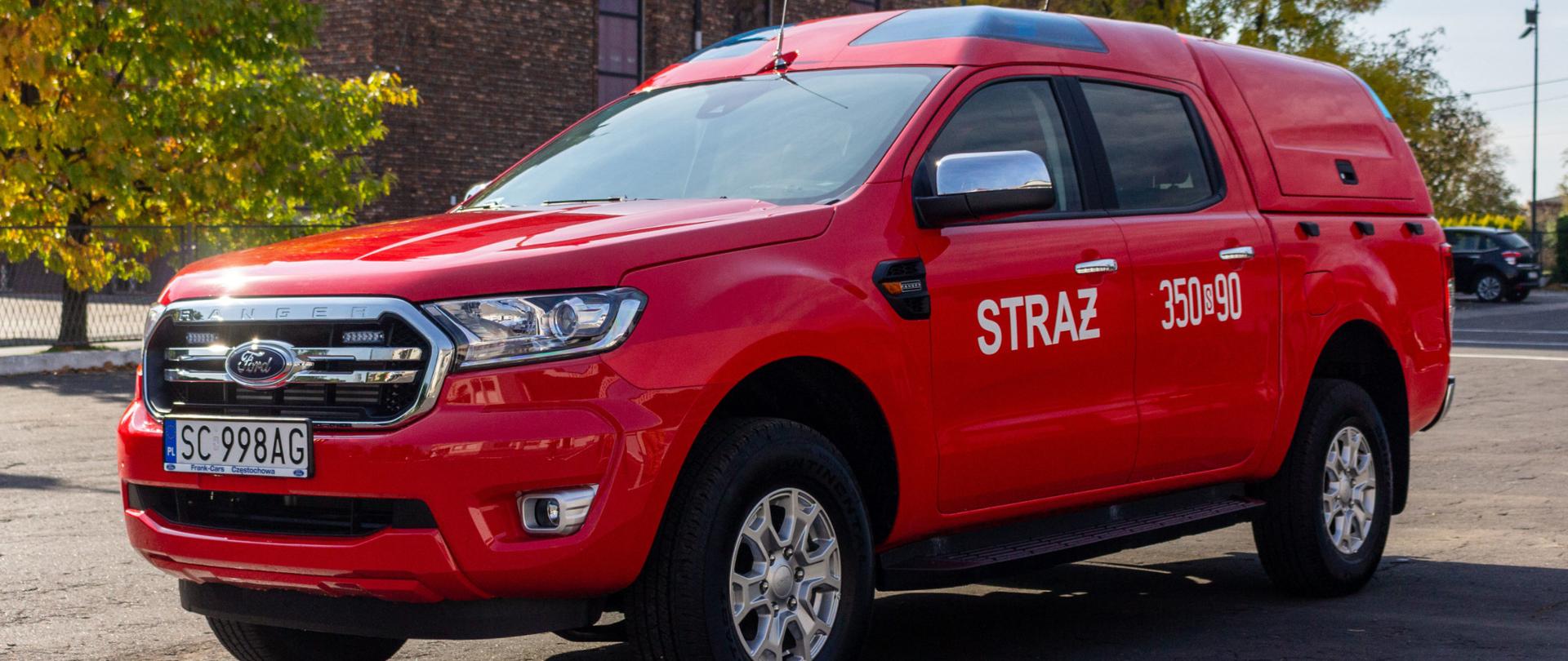 Na zdjęciu pojazd pożarniczy