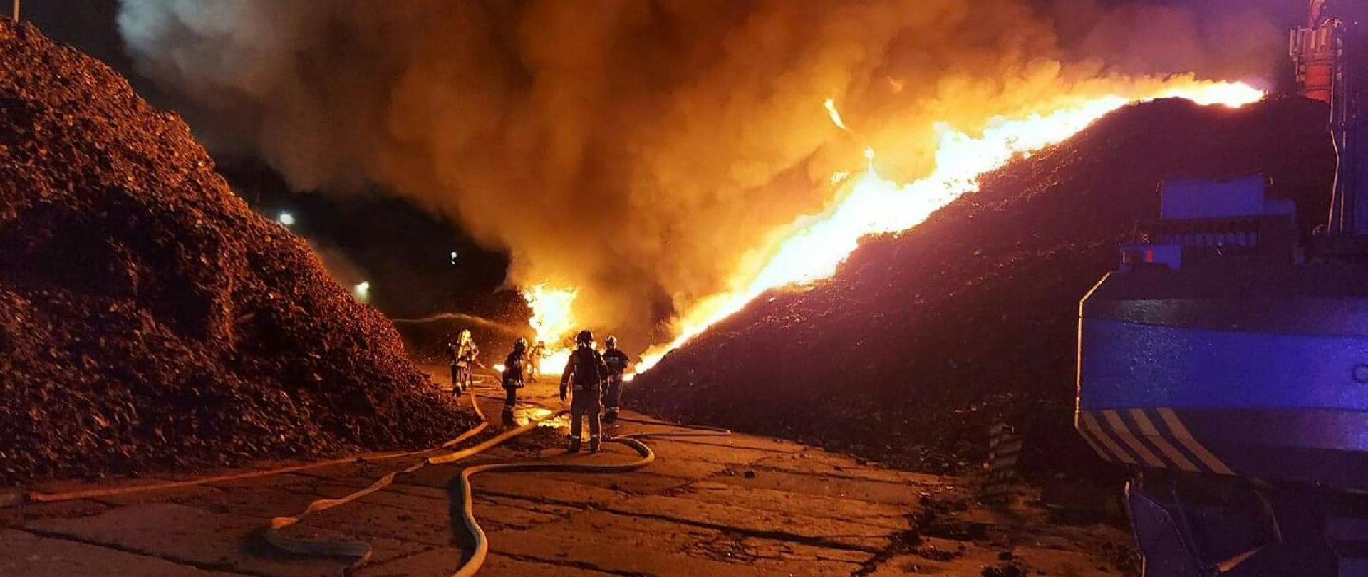 Pożar budynku przy ul. Rabowickiej w Jasiniu