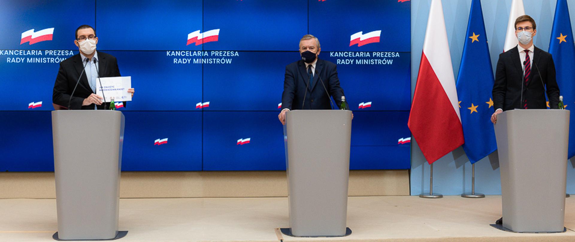 Piotr Mazurek, Piotr Gliński - Konferencja prasowa na temat wspierania aktywności obywatelskiej młodzieży