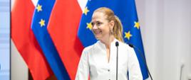 zdjęcie wiceminister zdrowia Katarzyny Kęckiej z konferencji prasowej nt. lepszego wykorzystania kompetencji medyków w ochronie zdrowia