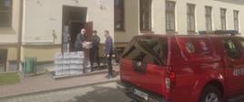 Przekazanie środków ochrony osobistej do szkoły w Solcu nad Wisłą