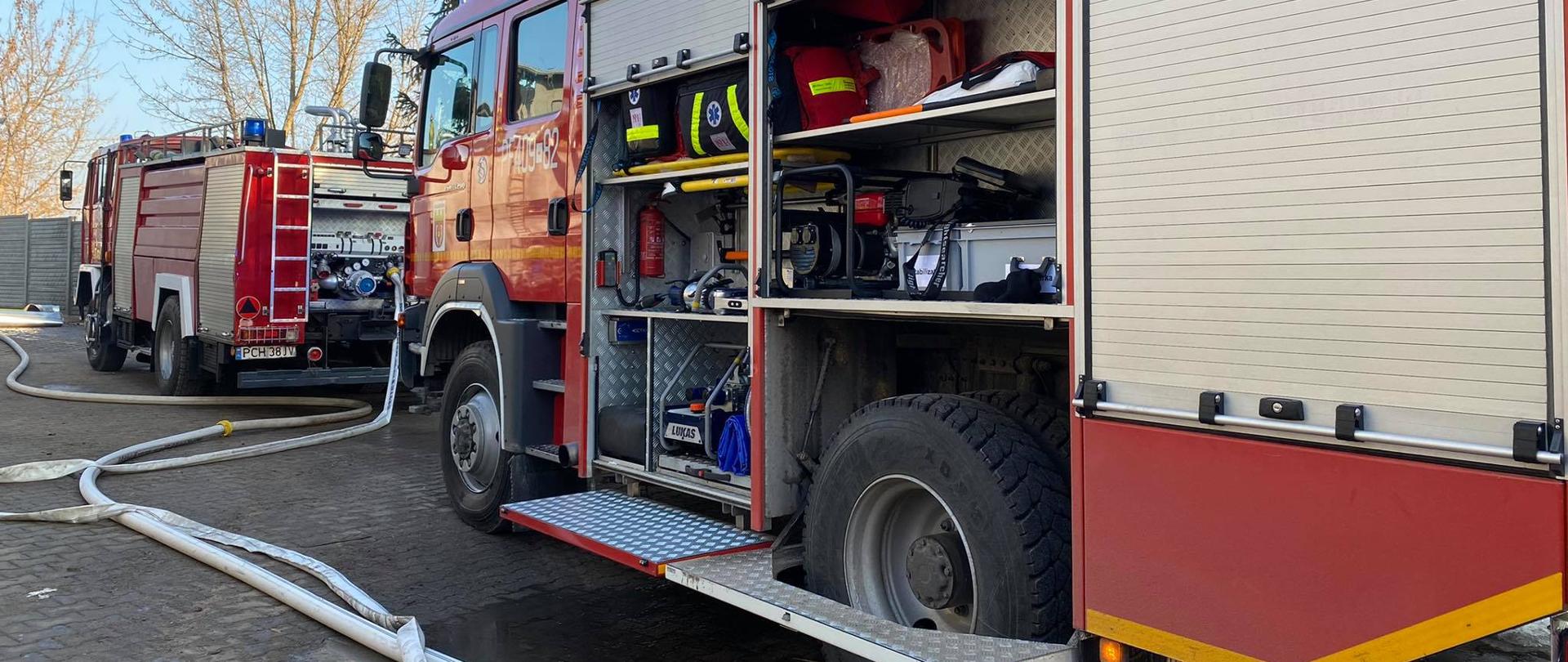 Pożar silosu z trocinami w Szamocinie 