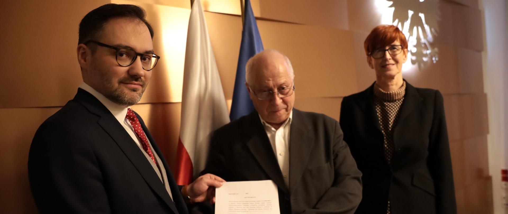 Minister Michał Wiśniewski przekazanie nieruchomości Wojskowej Specjalistycznej Przychodni Lekarskiej – Samodzielnego Publicznego Zakładu Opieki Zdrowotnej w Gorzowie Wielkopolskim