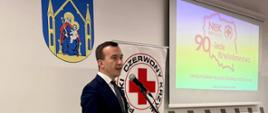 Wicewojewoda Mateusz Szauer na Gali Polskiego Czerwonego Krzyża w Iławie