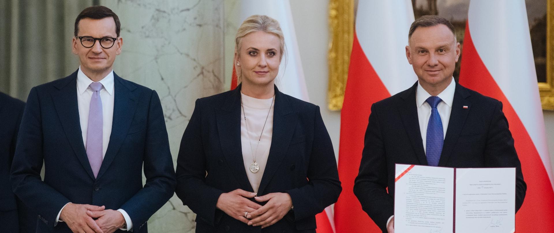 Premier Mateusz Morawiecki podczas uroczystości podpisania ustawy dot. bezpłatnych leków.