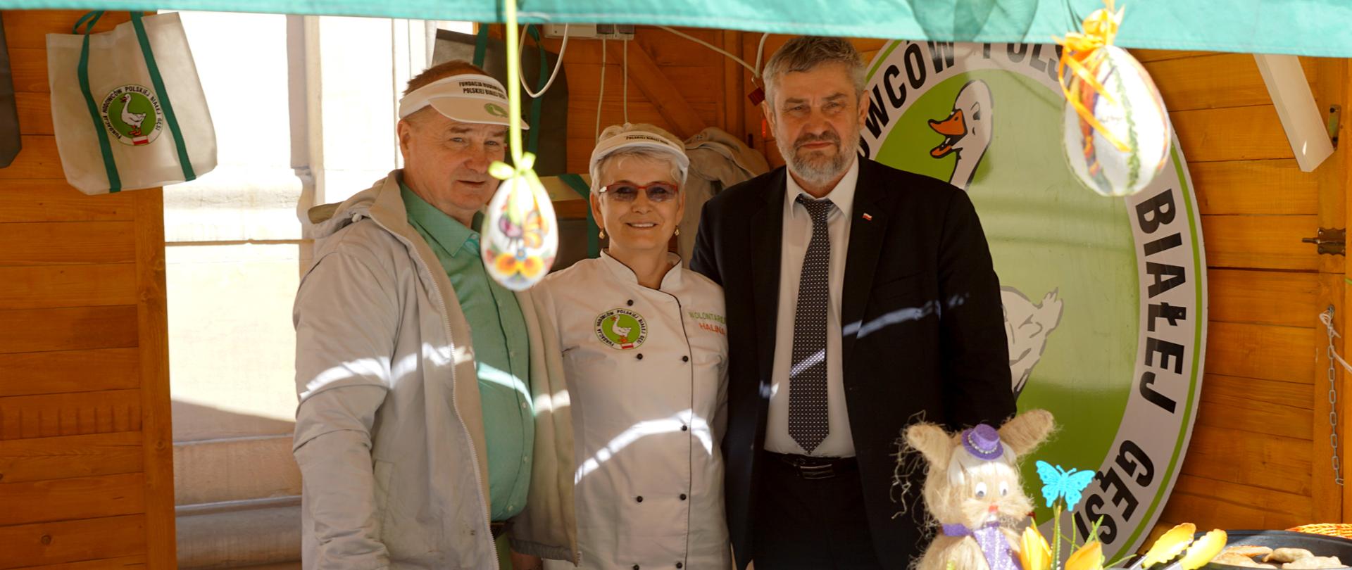 Na stoisku Fundacji Hodowców Gęsi Białej Kołudzkiej