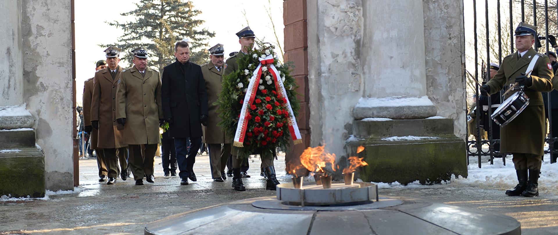 220118_Szef_MON_uczcil_Powstanie_Styczniowe_RSiemaszko_01