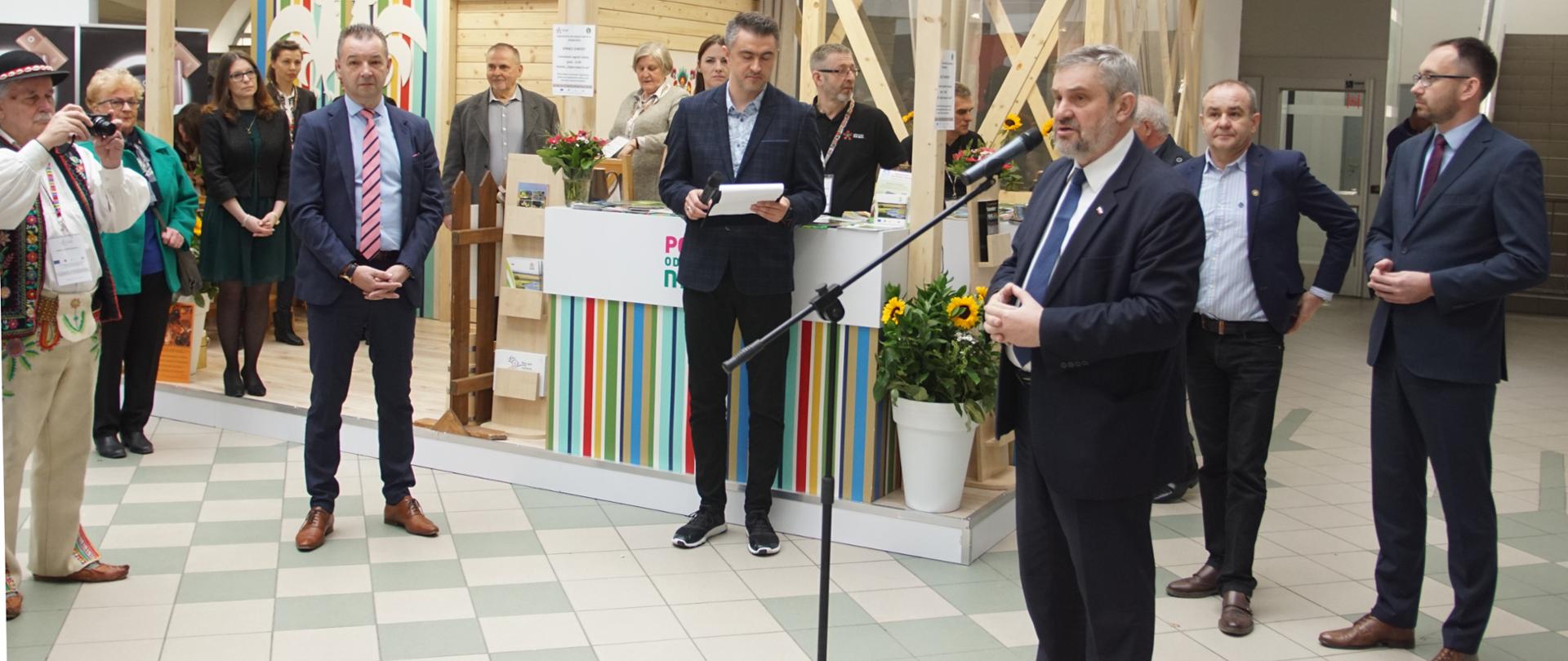 Min. J.K. Ardanowski podczas Targów Turystycznych WYPOCZYNEK